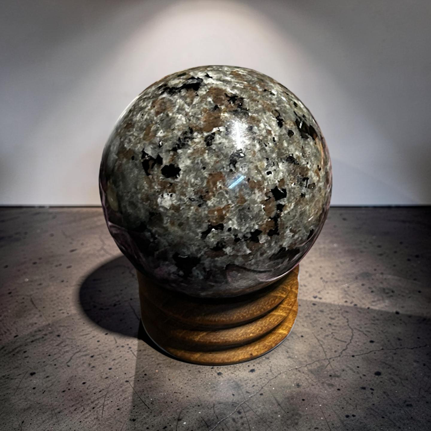 Yooperlite Sphere
